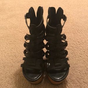 Black Wedges